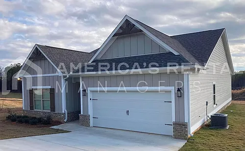 1545 McKesie St Photo 1