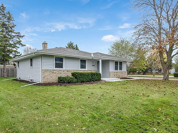 5502 Carriage Hills Dr Mount-large-001-2