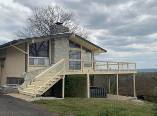 204 Cedarcrest Dr, Morrilton, AR 72110