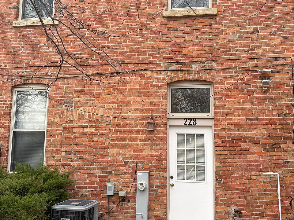 1st image of 228 Mill St