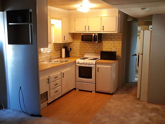 2nd image of 200 S Marshall St #19