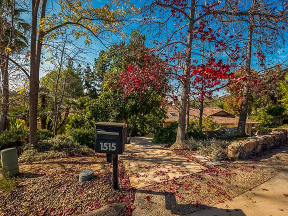 5th image of 1515 Merritt Dr