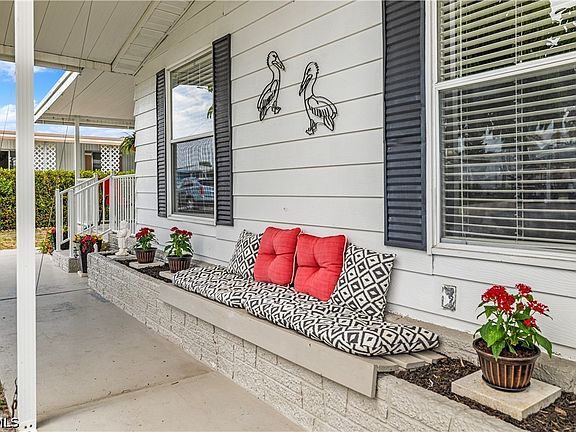 3rd image of 506 Blossom Ct