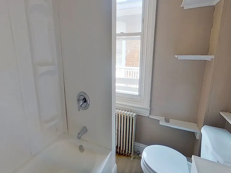 702 W Philadelphia St #2 — Photo 6