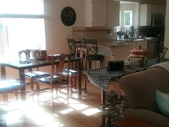 Dining Room/Kitchen