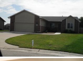 1031 N Aksarben Ct, Wichita, KS 67235
