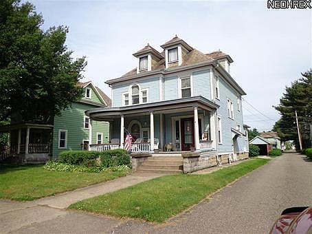 1st image of 509 E 3rd St