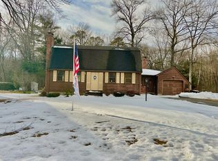 17 Redcoat Ln, Unionville, CT 06085