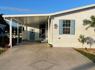 7048 SE Birchwood Ln, Stuart, FL 34997