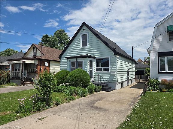 2nd image of 156 Adeline Ave