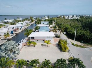 31111 Hibiscus Dr, Big Pine Key, FL 33043