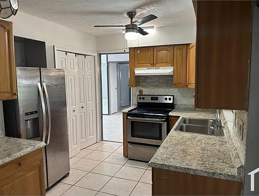 8341 NW 25th St — Photo 17