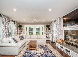 5 Carna Rd, Marblehead, MA 01945