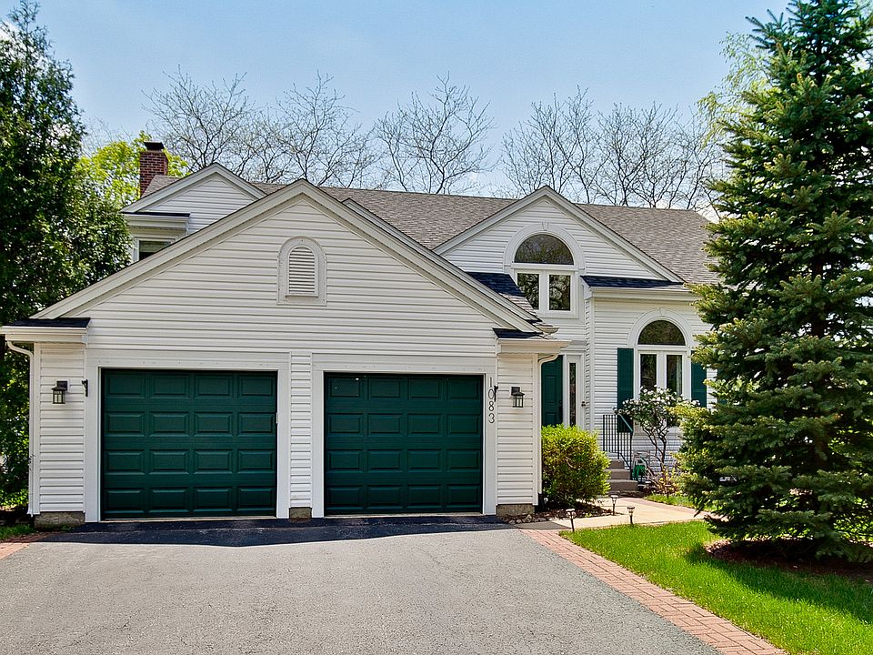 1st image of 1083 W Royal Oak Dr