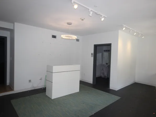 100 Grand Street image 2 of 7