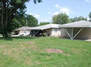 2532 N Ramsey Ave, Springfield, MO 65803