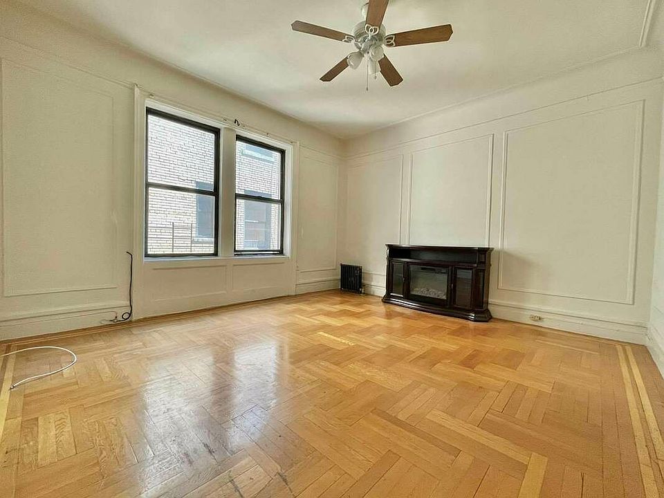 1st image of 664 W 163rd St APT 52