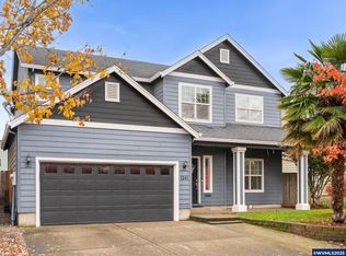 1241 Dahlia St, Woodburn, OR