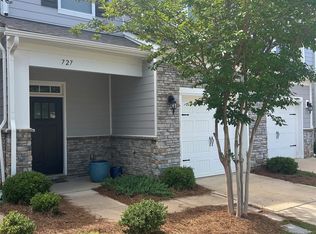 727 Little Bluestem Dr, Lake Wylie, SC 29710