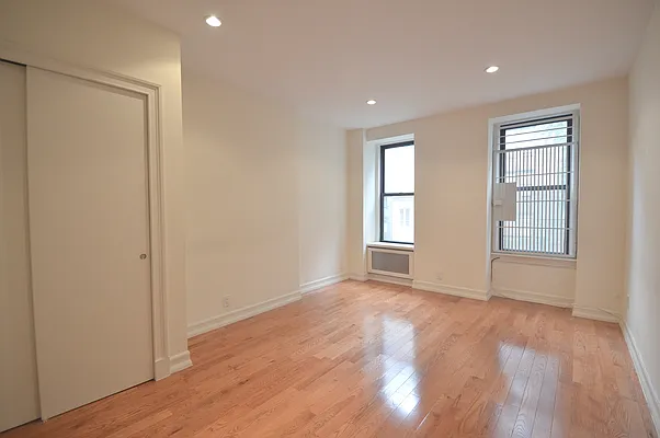 Rented by Maz Group NY | media 1