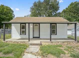 2041 N Albertha Ave, Springfield, MO 65803