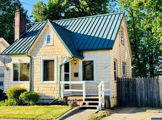 547 Knapps Pl NE, Salem, OR 97301