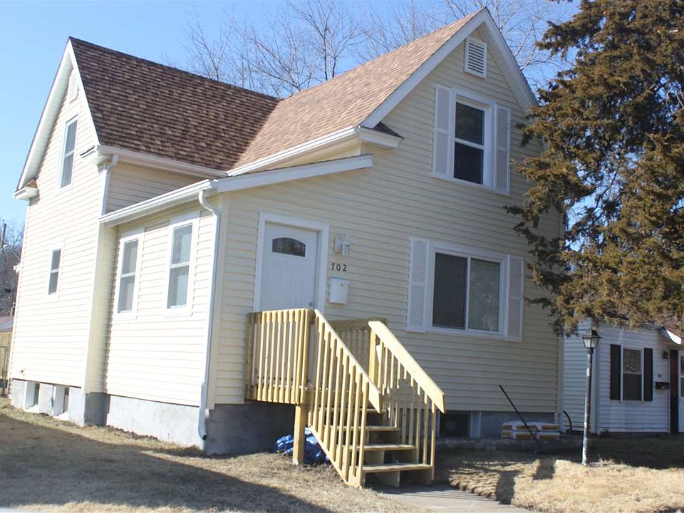1st image of 702 Indian Rd
