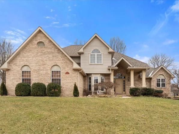 314 Meadowlark Ln, Belleville, IL 62220