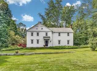 84 Riverside Rd, Newtown, CT 06482