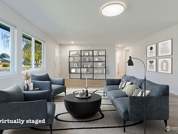 3rd image of 1806 Leonard Drive