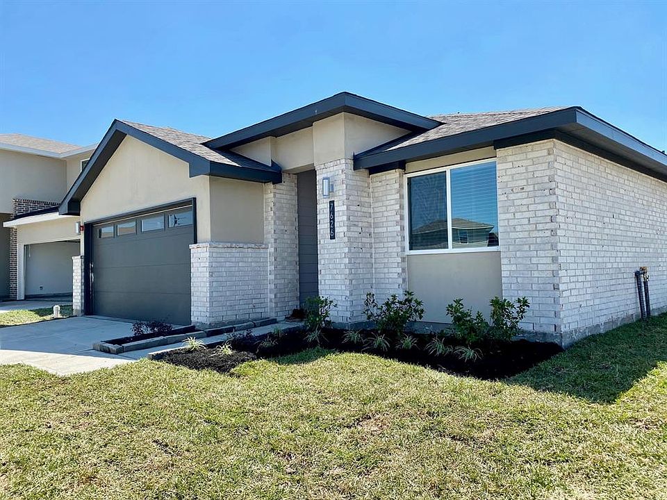1st image of 7626 Castle Cliff Ln