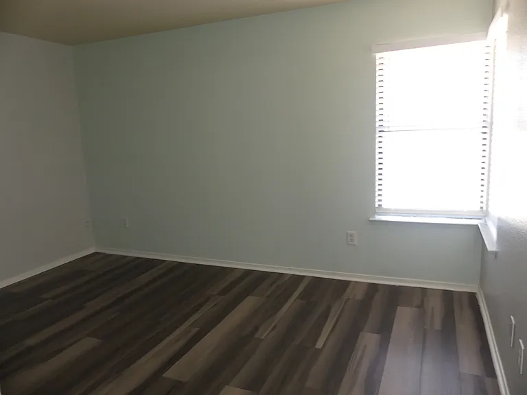 1221 N Peach Ave #144 — Photo 3