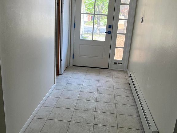 2nd image of 121 Fort De France Ave