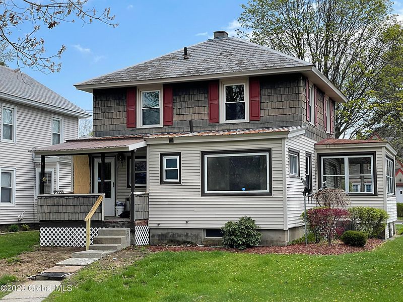 2nd image of 262 Ridge Street