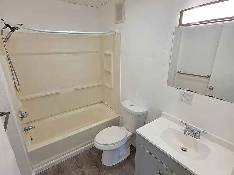 44 Bennett St — Photo 10