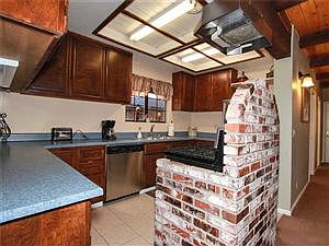 3rd image of 1174 Pineridge Ln