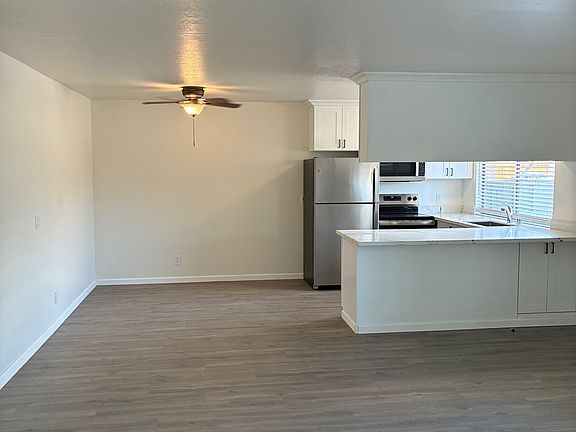 3rd image of 15260 La Alameda Dr #A