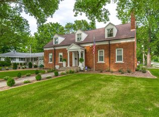 101 N Mercer Ave, Heyworth, IL 61701