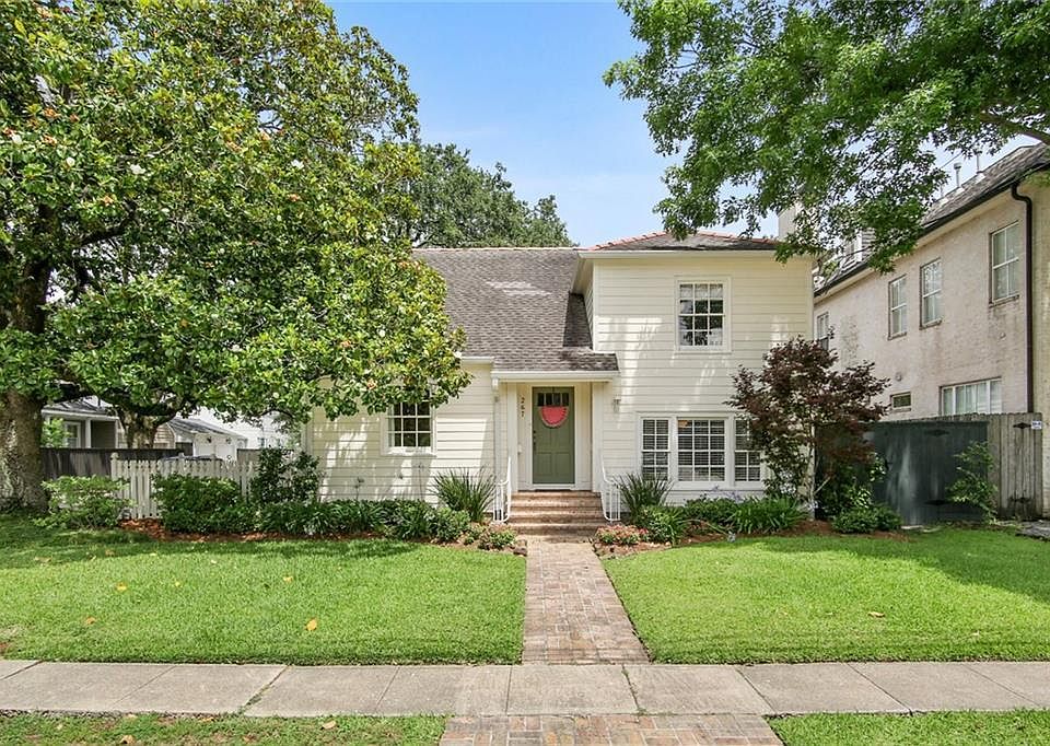 1st image of 267 Brockenbraugh Ct