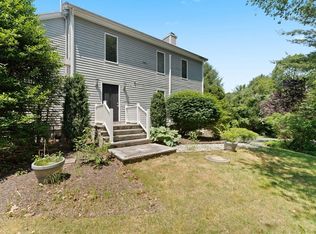 1286 Reed Rd, Dartmouth, MA 02747