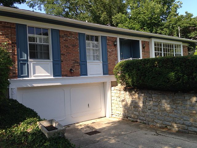 1st image of 7032 Queensway Ln