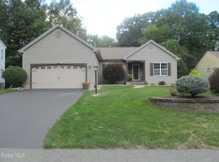 51 Commons Blvd, Halfmoon, NY 12065