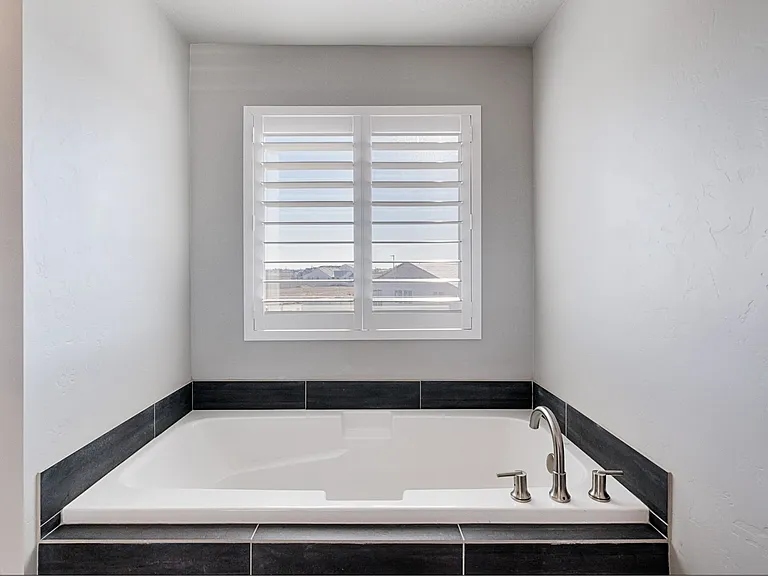 4346 N Nemea Ave — Photo 22