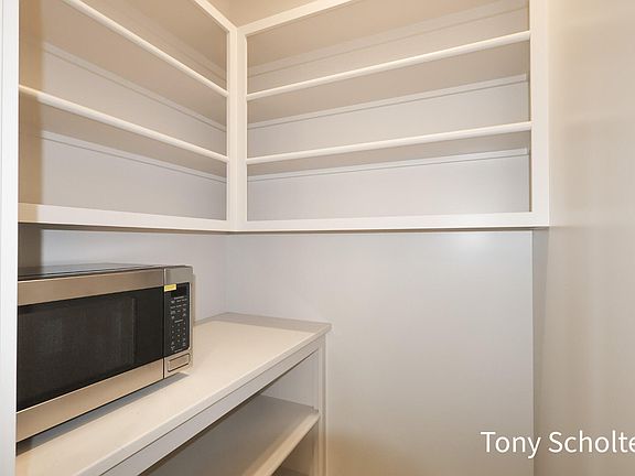 5th image of 5139 Blendon Woods Ct #17