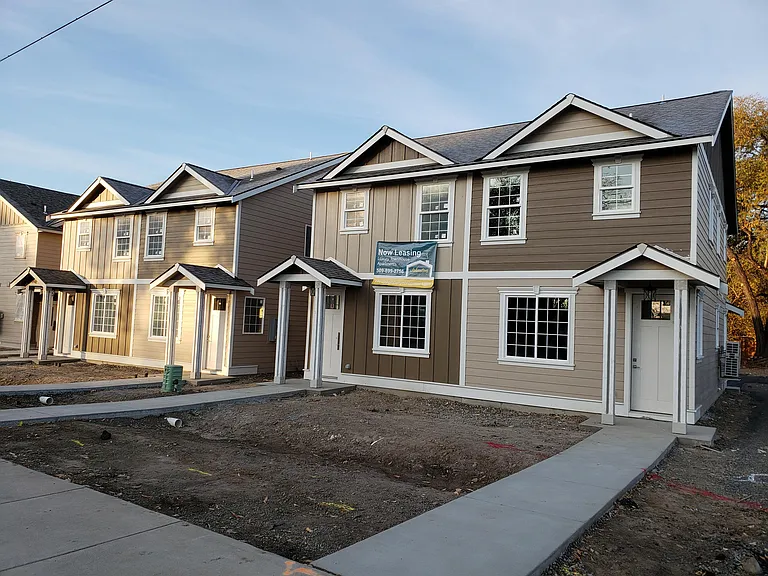 1401 N Water St #3 — Photo 1