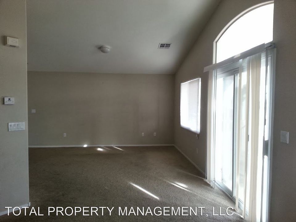 2nd image of 8123 Ficus Dr
