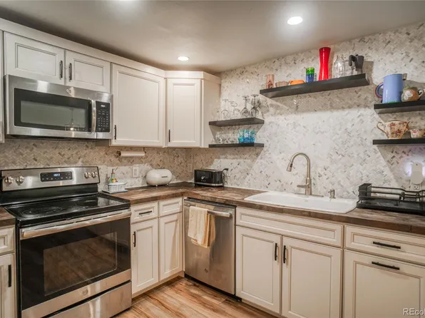 1842 Canyon Boulevard #105, Boulder, CO 80302