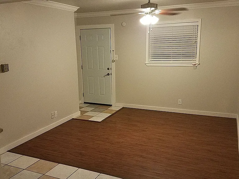 2428 Louise St #2505 — Photo 17