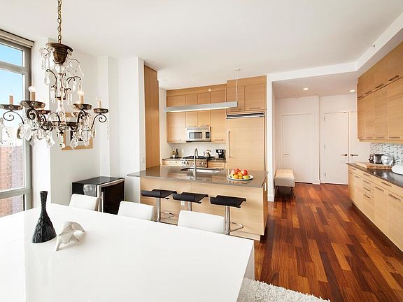 2nd image of 333 E 91st St APT 22A