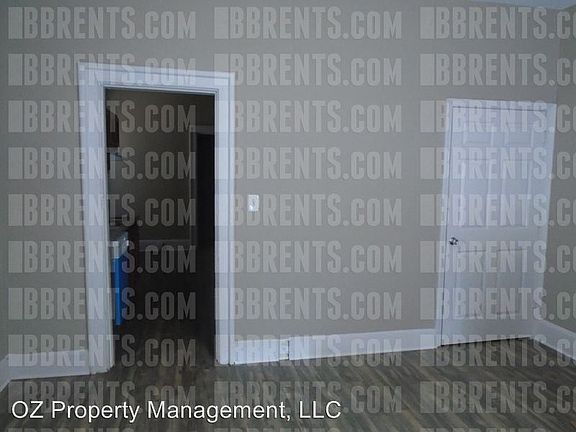 3rd image of 4229 Langland St